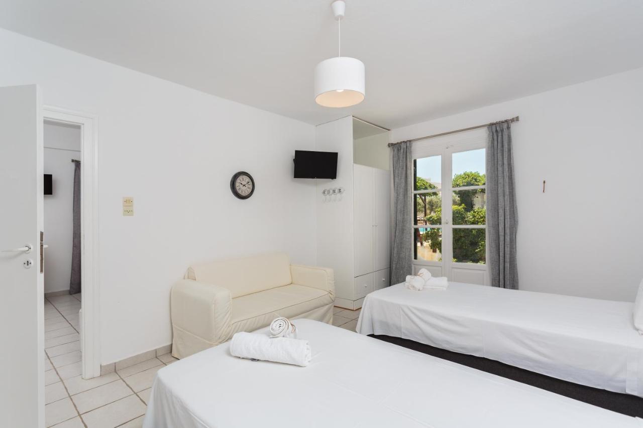 Tzane Apartments Chrisi Akti  Zewnętrze zdjęcie