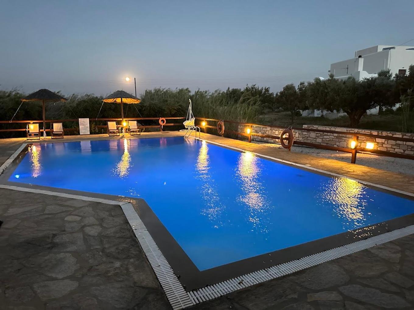 Tzane Apartments Chrisi Akti  Zewnętrze zdjęcie