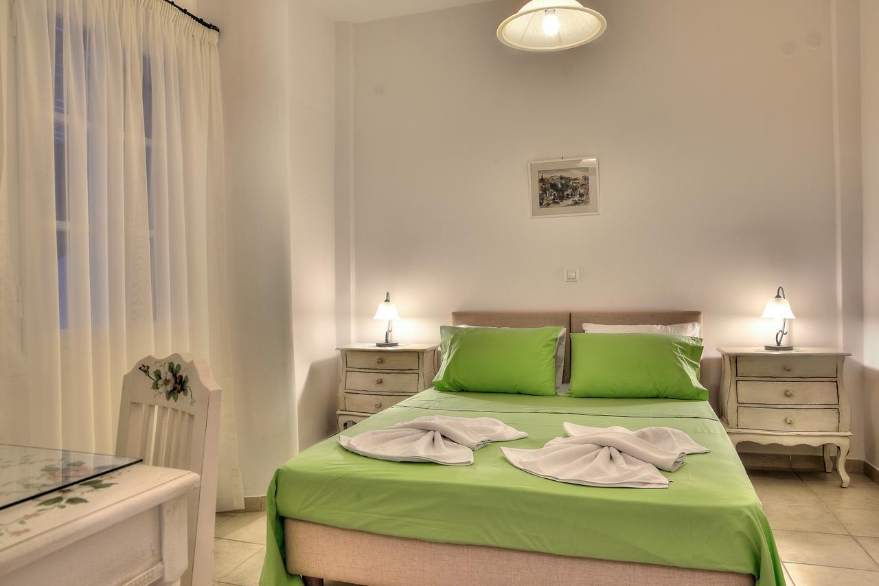 Tzane Apartments Chrisi Akti  Zewnętrze zdjęcie
